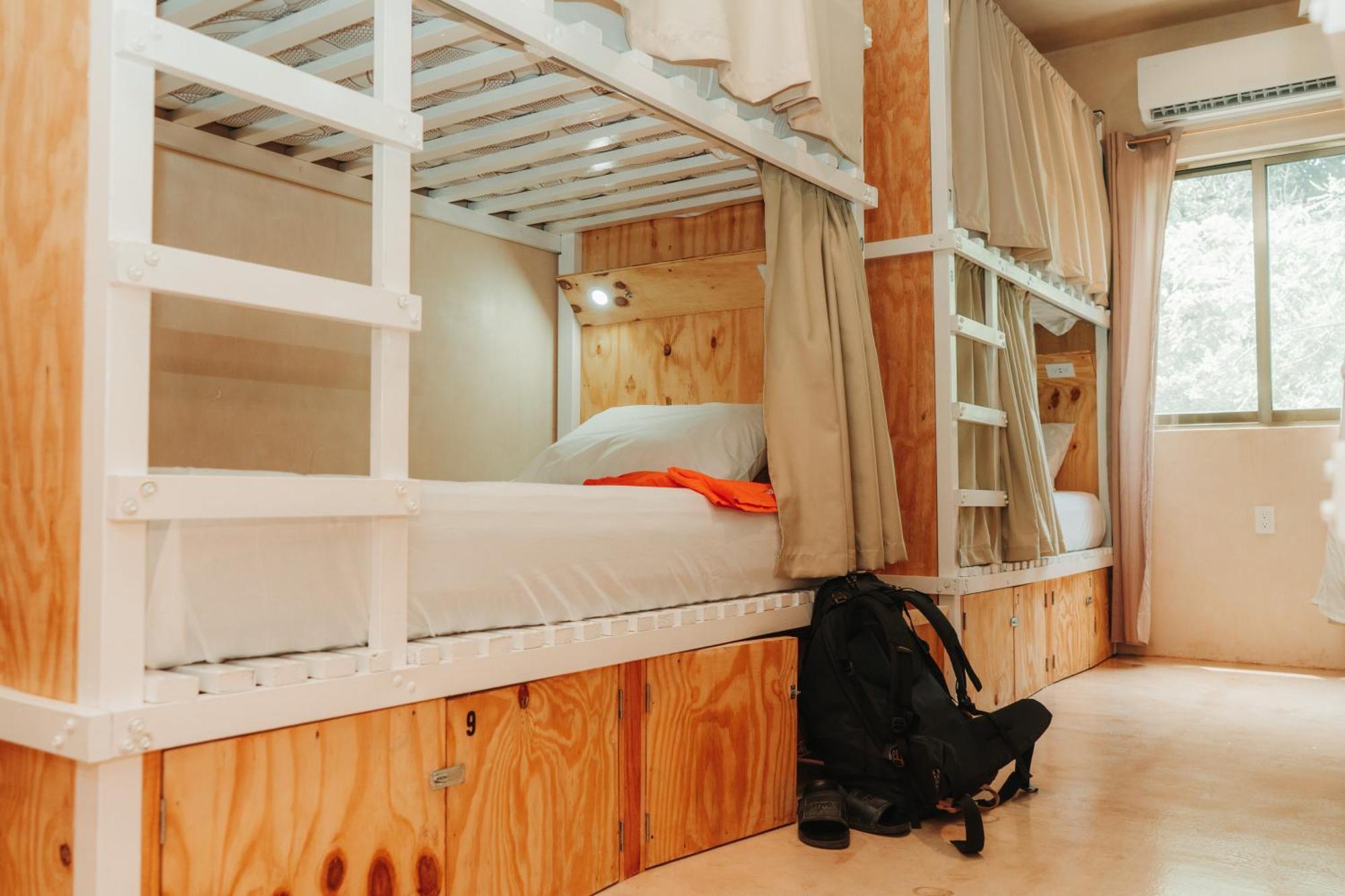 Che Valladolid Hostel & Bar Adults Only Bagian luar foto