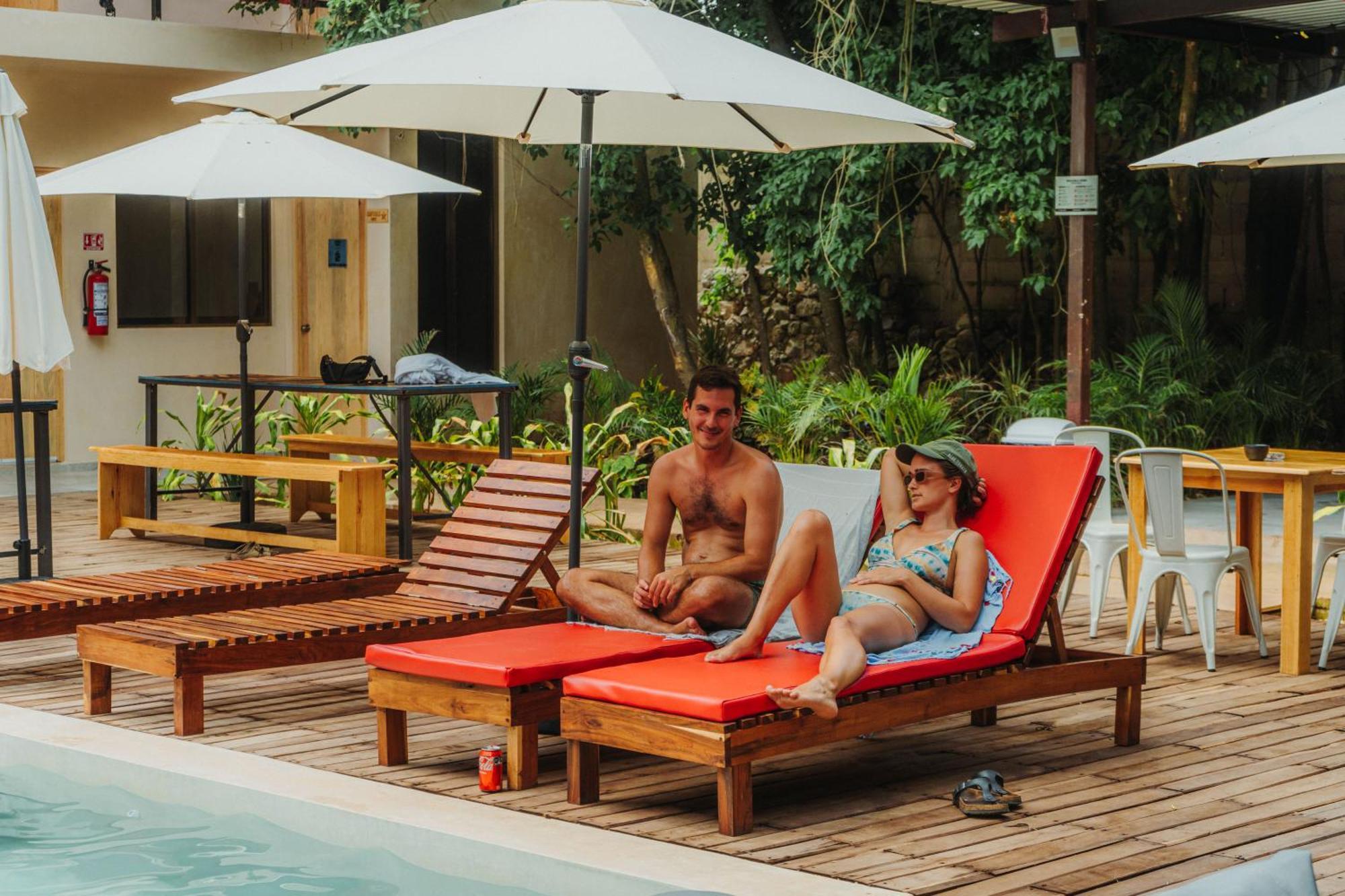 Che Valladolid Hostel & Bar Adults Only Bagian luar foto